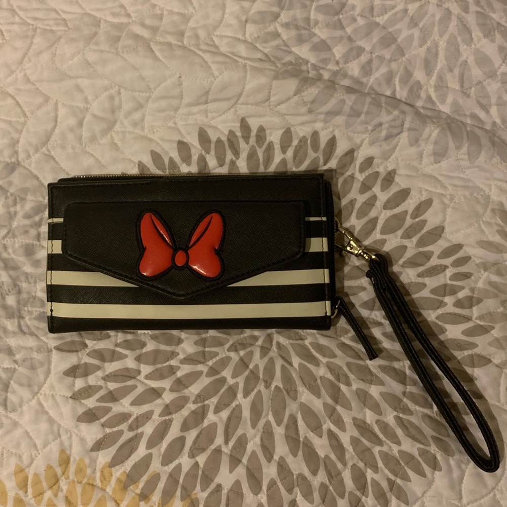 Disney Parks Minnie Mouse Wristlet